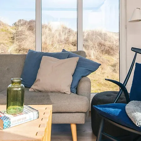 Hébergement de vacances 4 Person In *